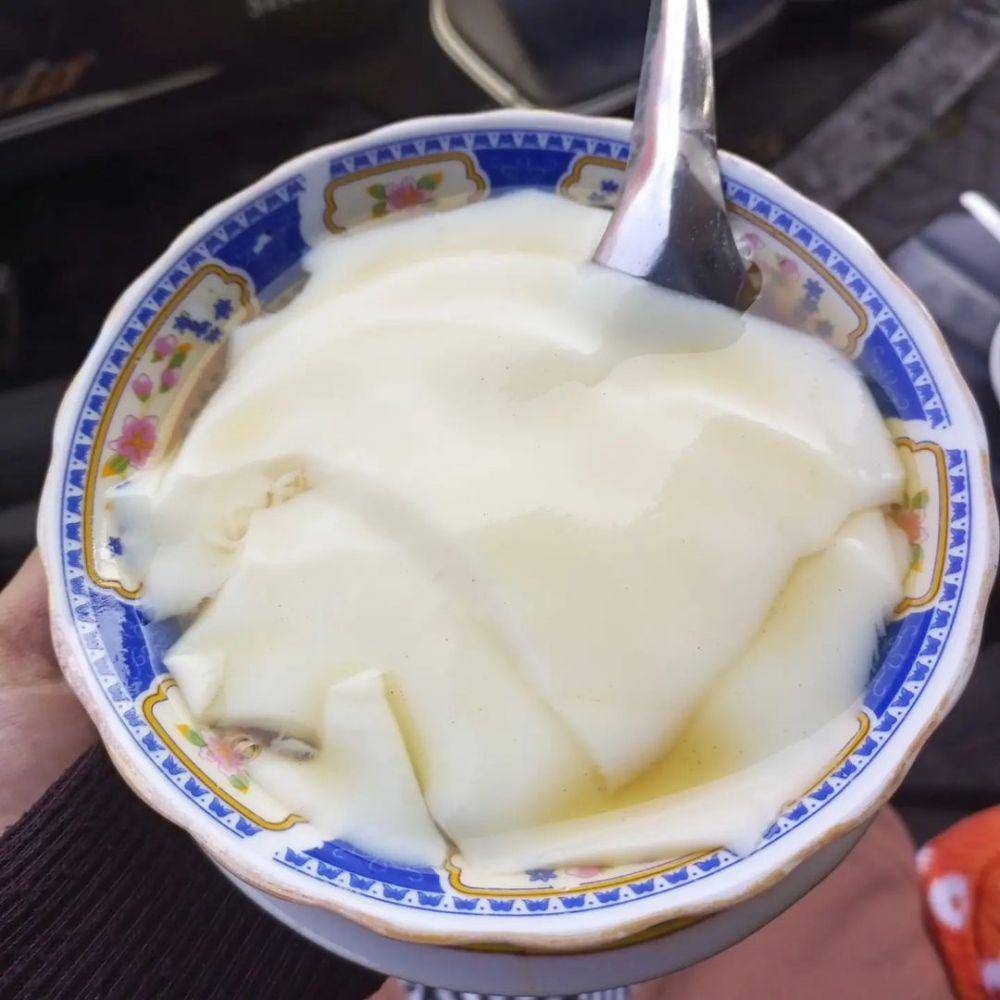 wedang tahu (instagram.com/diarykuliner.ku)