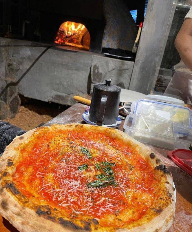 Tempat Makan Pizza Enak di Yogyakarta (instagram.com/fransis_pizza)