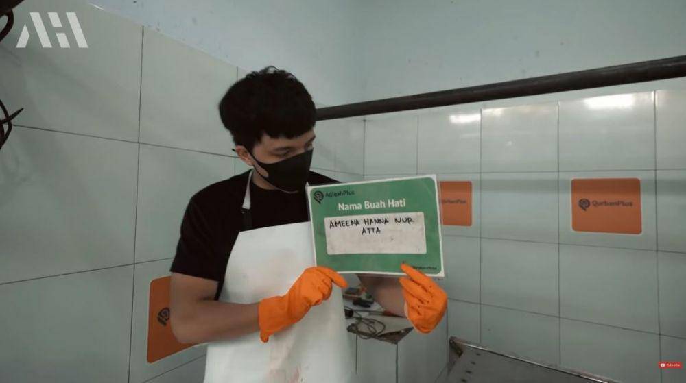 Atta Halilintar potong kambing 222kg (YouTube.com/AH)