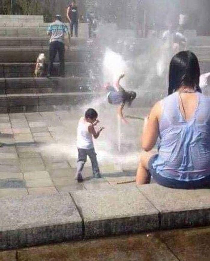 'namanya juga anak-anak' (facebook.com/Kids in Predicaments)