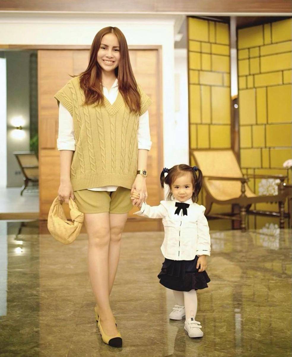 OOTD short pants ala Momo Geisha (i stagram.com/therealmomogeisha)