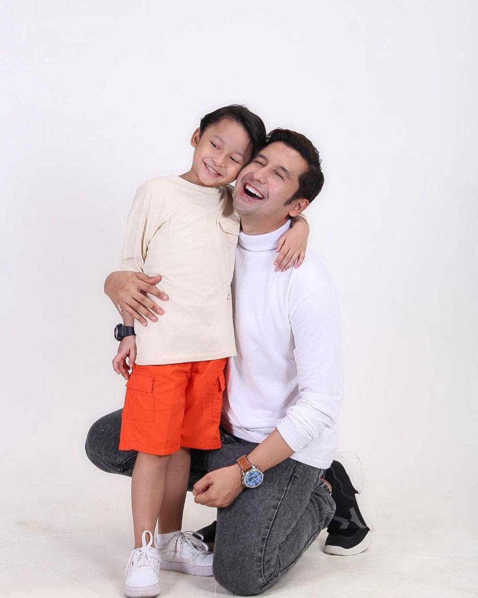potret Umar Syarief dan buah hati (instagram.com/umar_syarief)