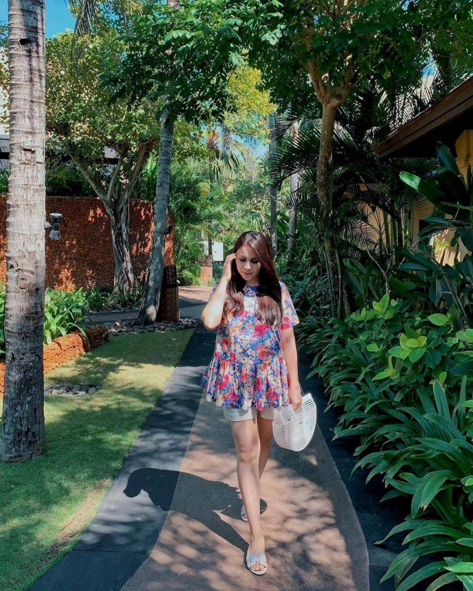 OOTD short pants ala Momo Geisha (instagram.com/therealmomogeisha)