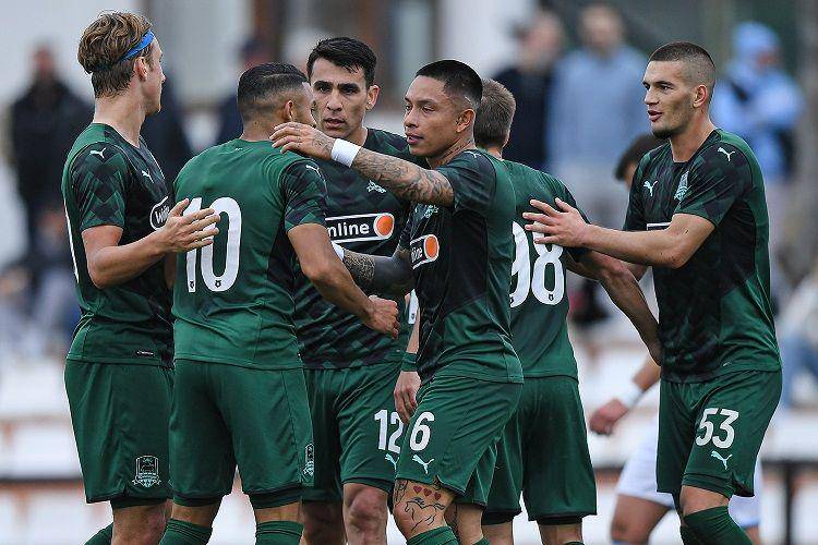 Para pemain Krasnodar ketika melakukan selebrasi setelah mencetak gol ke gawang lawan. (twitter.com/FCKrasnodar)