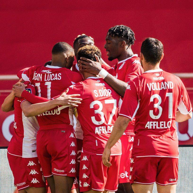 Para pemain AS Monaco ketika melakukan selebrasi setelah mencetak gol ke gawang lawan. (twitter.com/AS_Monaco_EN)