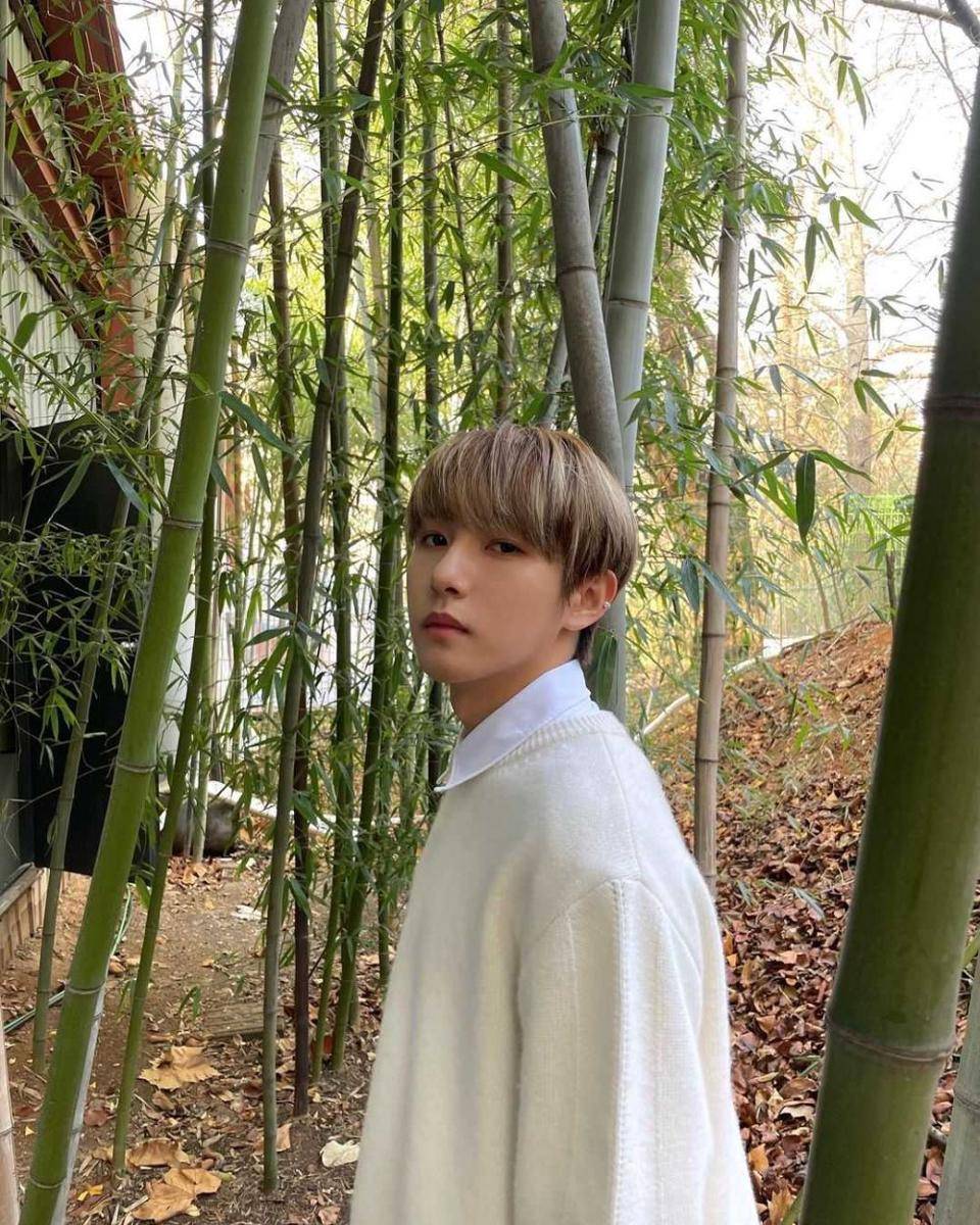 Renjun NCT (instagram.com/yellow_3to3)