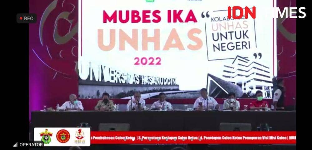 Tangkapan layar siaran langsung rapat pleno pemilihan Ketua Ikatan Alumni Universitas Hasanuddin Periode 2022-2026 pada Sabtu 5 Maret 2022. (IDN Times/Achmad Hidayat Alsair)