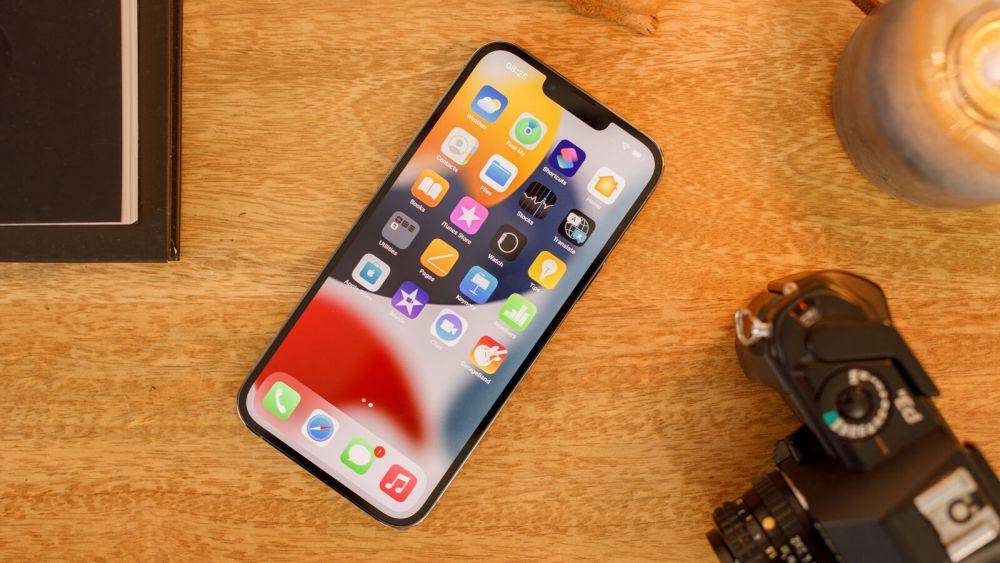 potret Apple iPhone 13 Pro Max (techadvisor.com)