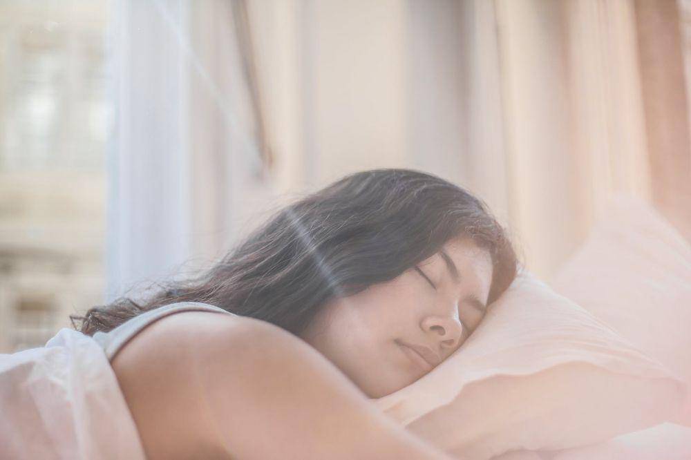 ilustrasi tidur beristirahat (pexels.com/Andrea Piacquadio)