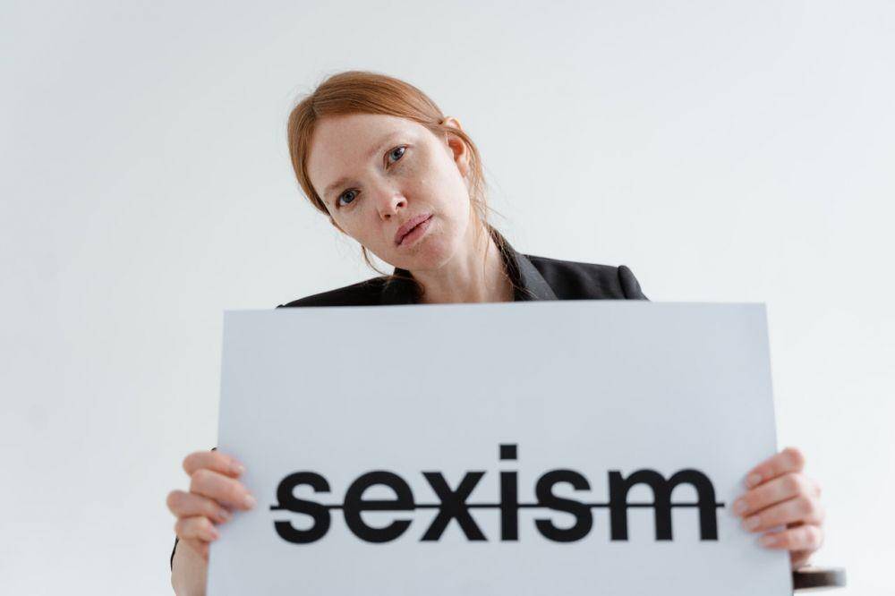 ilustrasi seksisme (pexels.com/Tima Miroshnichenko)