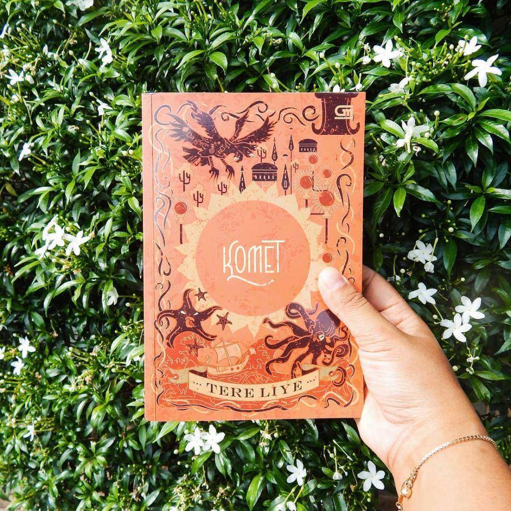 Komet karya Tere Liye (instagram.com/tiareadsbooks)