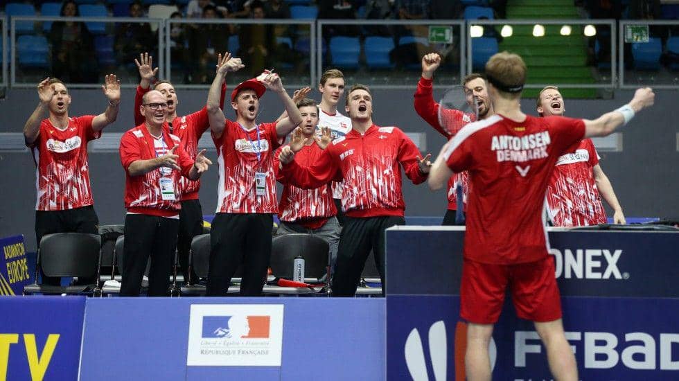 Tim beregu putra Denmark melakukan selebrasi di final Kejuaraan Beregu Eropa 2020. (bwfthomasubercups.bwfbadminton.com)