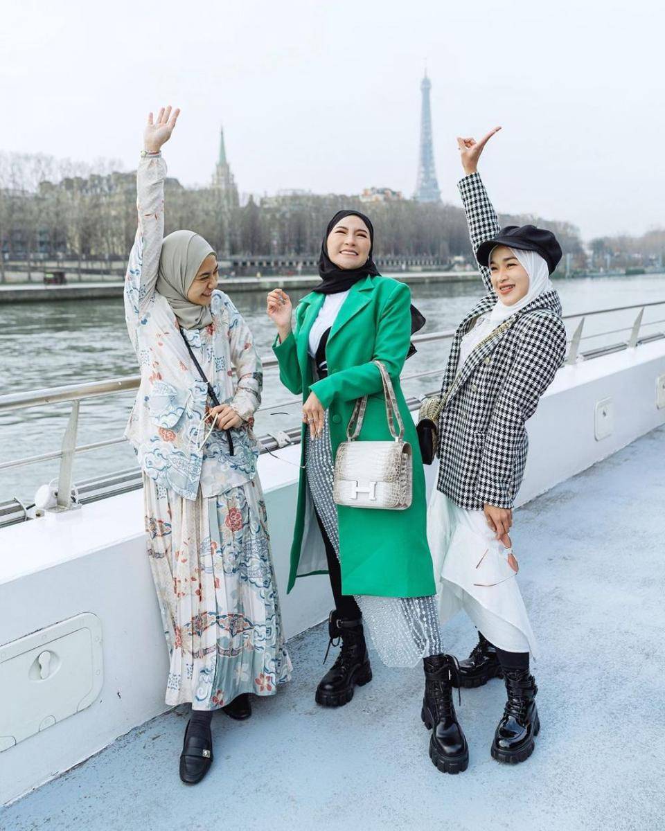 potret Mommy ASF, Shandy Purnamasari, dan Ririe Fairus (instagram.com/ririe_fairus)
