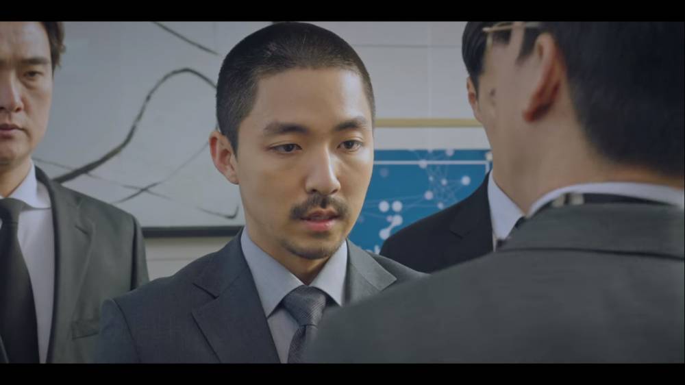 Kim Dong Kyu di drama The Penthouse: War in Life 2 (dok. SBS/The Penthouse: War in Life 2)
