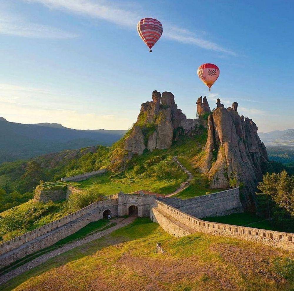 Belogradchik Fortress (instagram.com/balkanlarda.islam.medeniyeti)