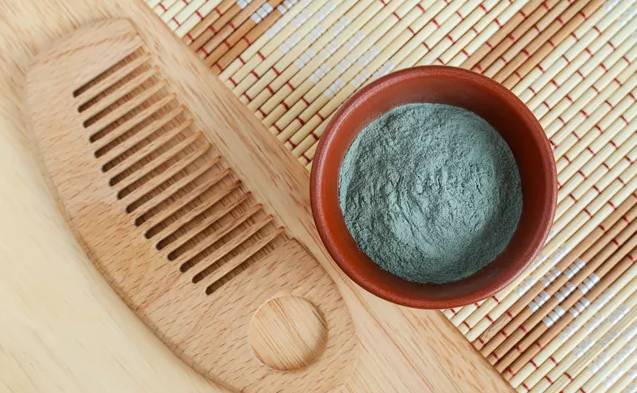 seaweed clay hair mask dengan cuka apel (treehugger.com)