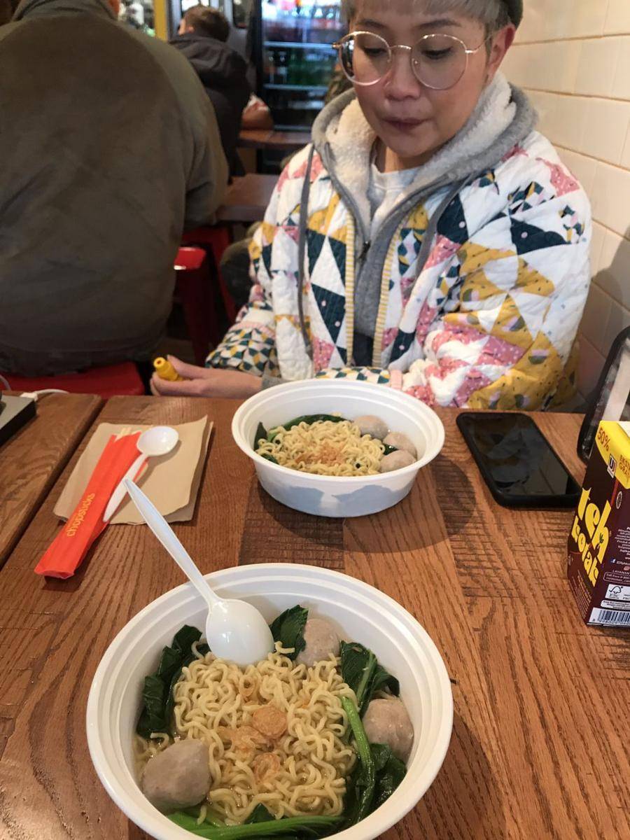 Warkop NYC di New York, USA (twitter.com/pinotski)