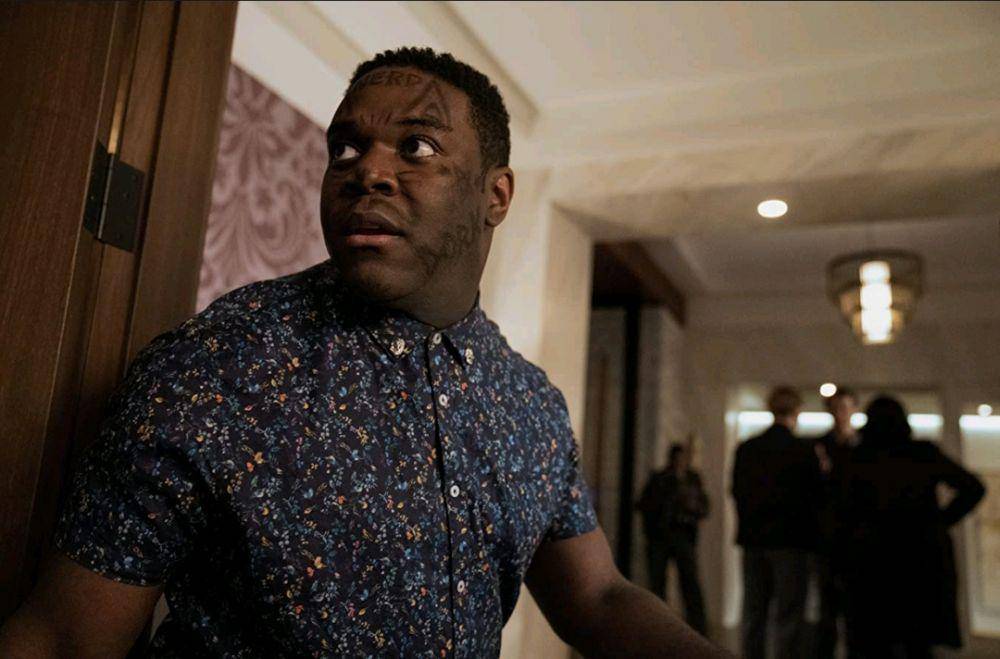 Sam Richardson dalam The Afterparty (dok. Apple TV+/The Afterparty)