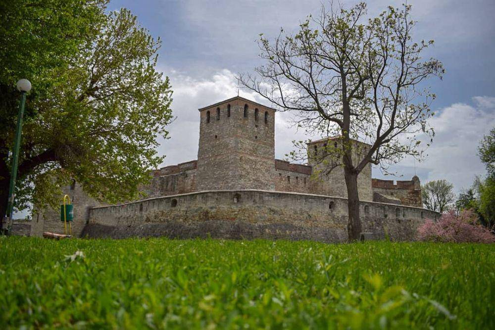 Baba Vida Castle (instagram.com/simonaphotographer12)