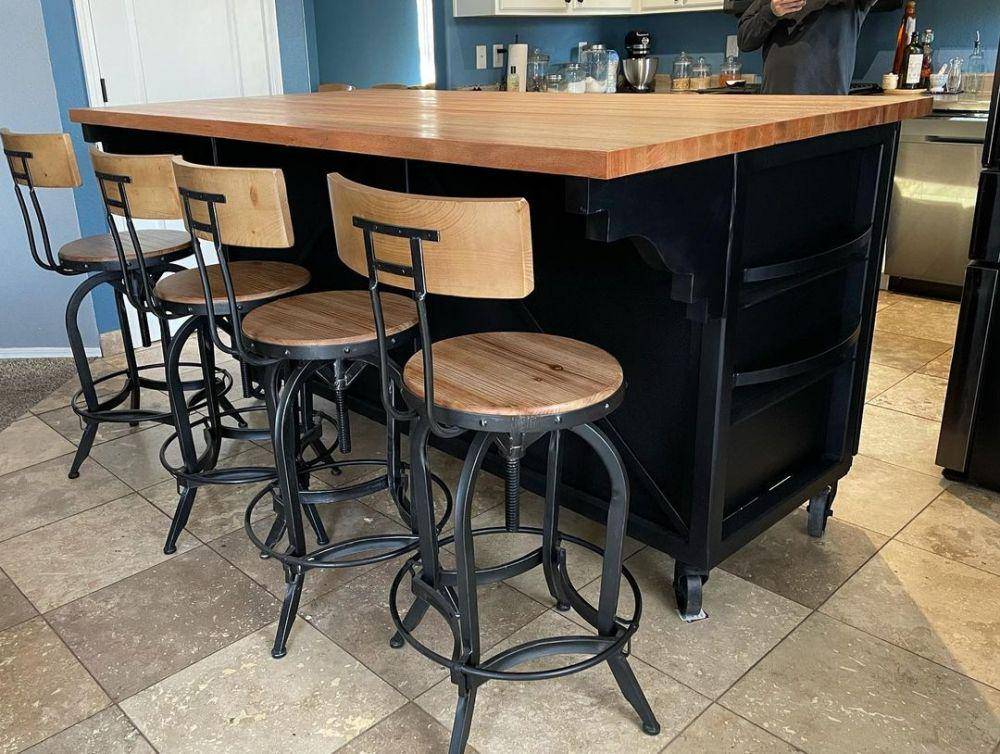 Ide desain kitchen island (instagram.com/unachinadoll)
