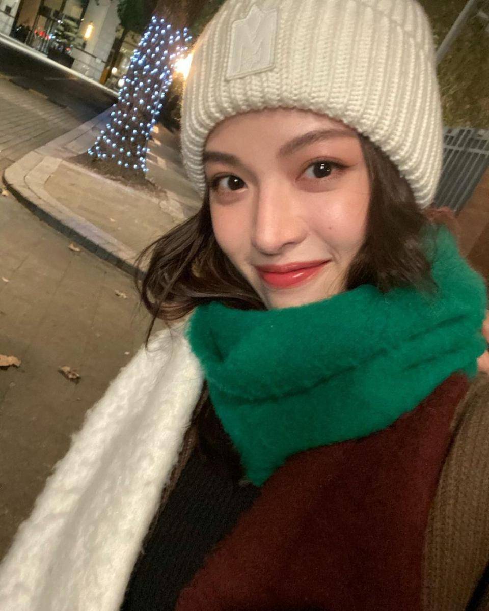 Elaine Zhong (instagram.com/elaine_zhongchuxi)