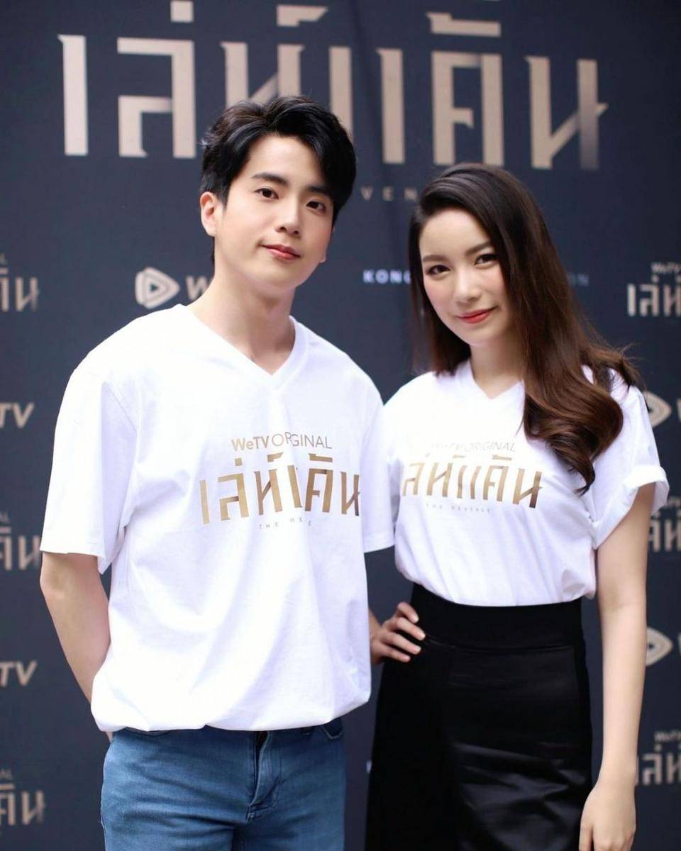 Nonkul Santinatornkul dan Mook Worranit (instagram.com/mookworranit)