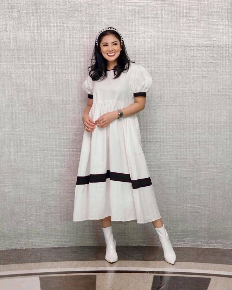 OOTD dress ala Nindy Ayunda (instagram.com/nindyayunda)