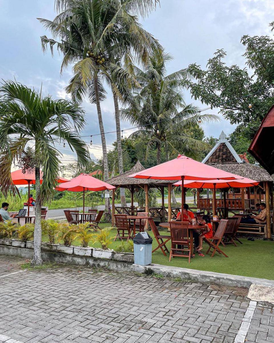 Potret Aliandra auto resto (www.instagram.com/jogjabikinlapar)