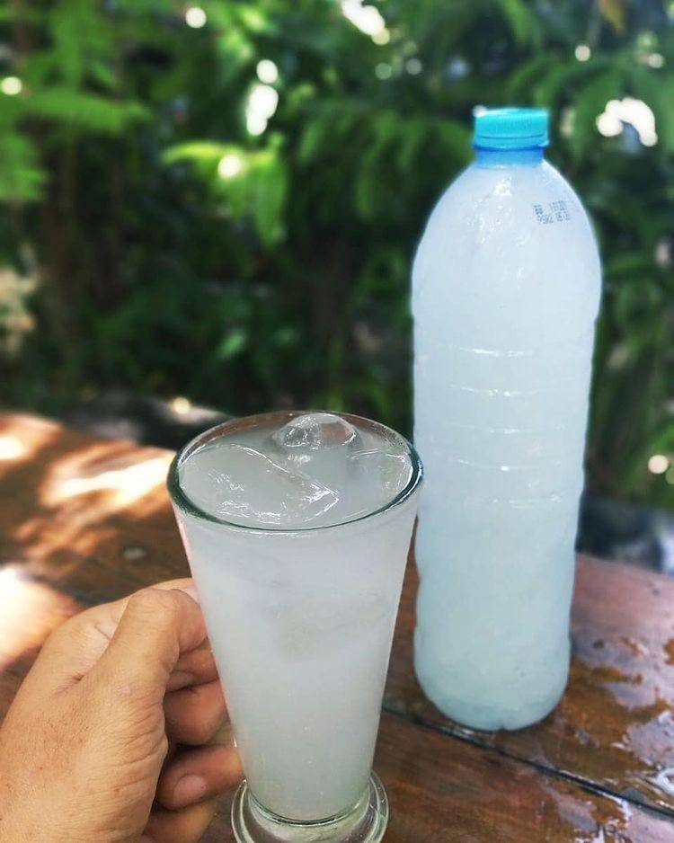 air legen (instagram.com/lariss.bangil_)