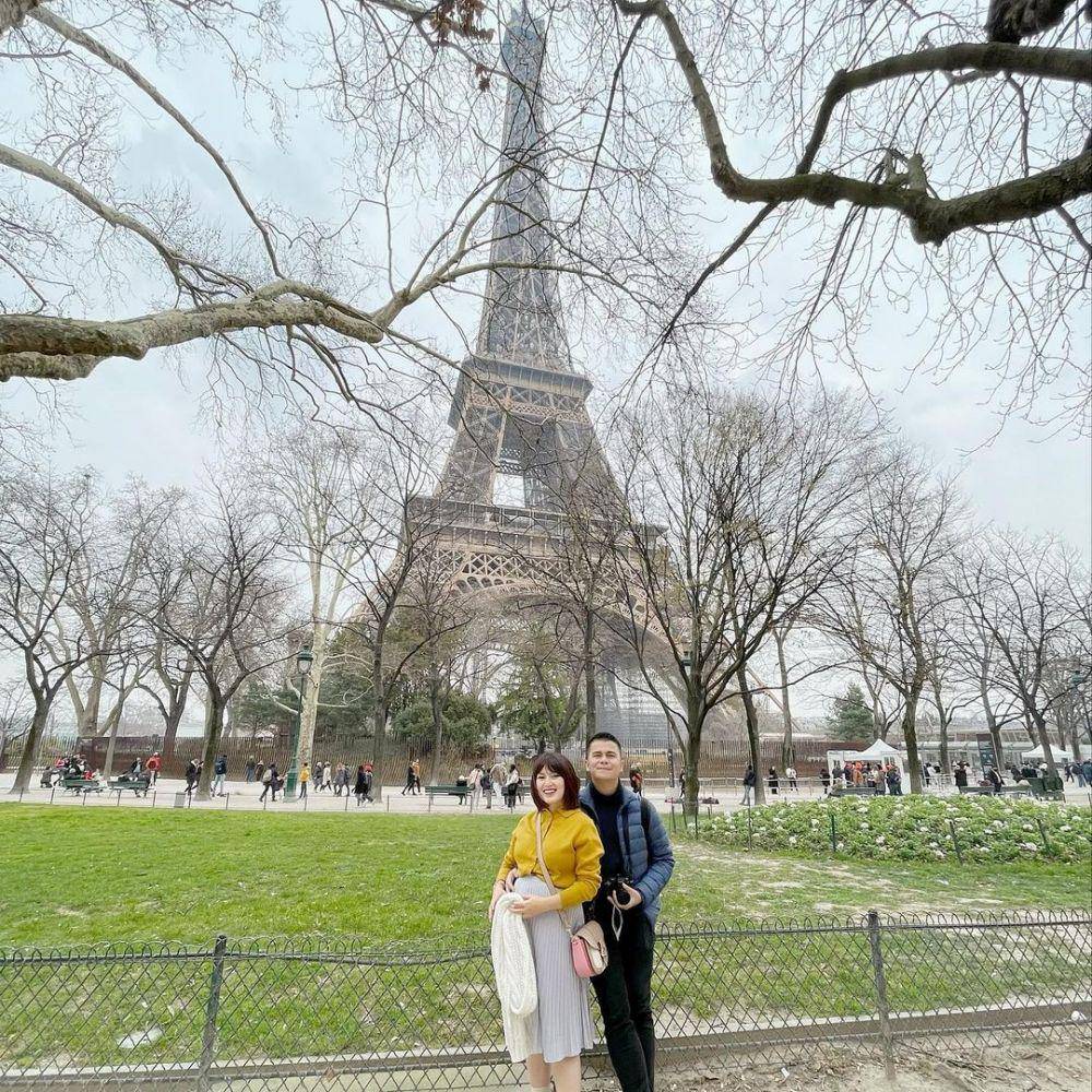potret Rosiana Dewi dan Handika Pratama (instagram.com/rsn.dw)