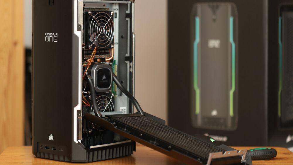 potret Corsair One i300 (computerbase.de)