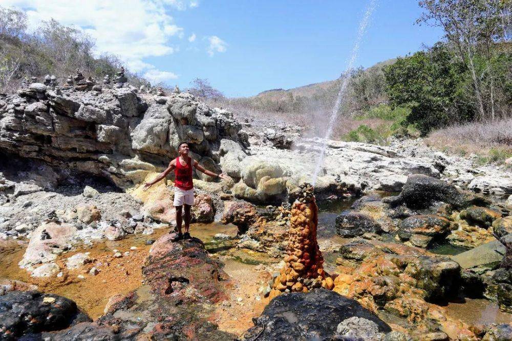 Air Panas Tuti Adagae (instagram.com/ntt_tourism_bynyonggalang)