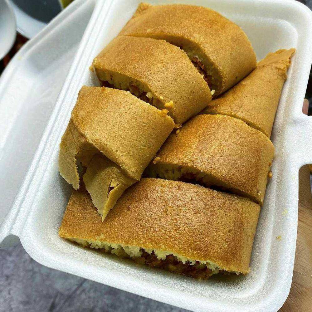 martabak manis (instagram.com/mama_raiqal)