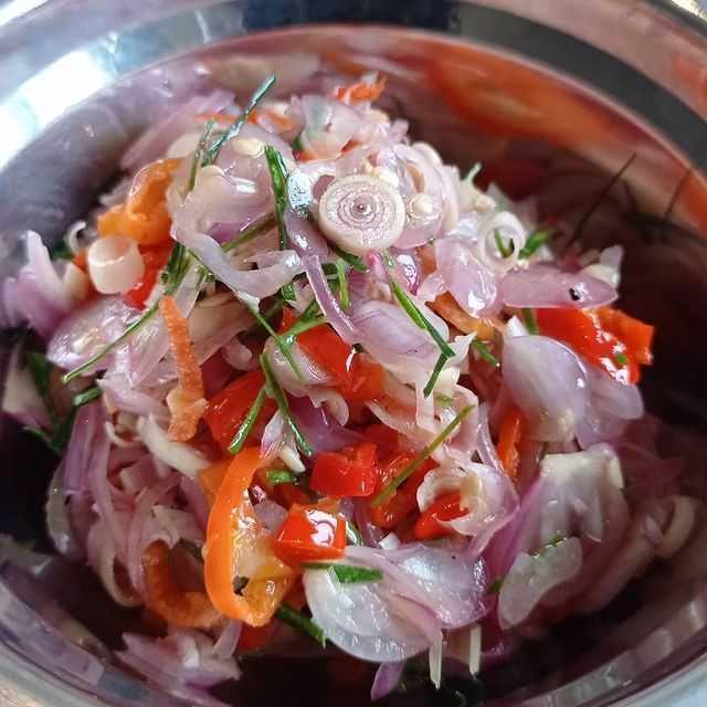 Resep Sambal Dabu-Dabu khas Manado yang Bisa Habiskan Nasimu