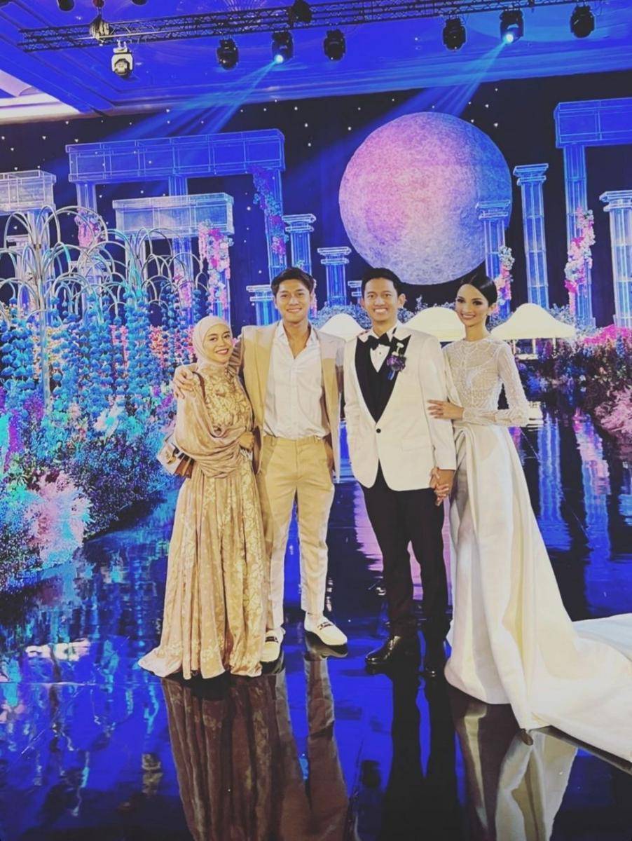 gaya tamu resepsi Belva-Bina (instagram.com/rizkybillar)