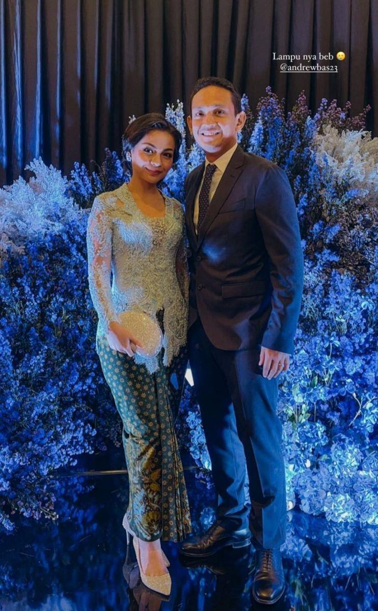 gaya tamu resepsi Belva-Bina (instagram.com/reinitaarlin)