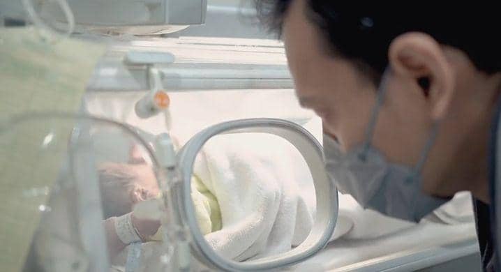 Fedi Nuril temani istri melahirkan (instagram.com/fedinuril)