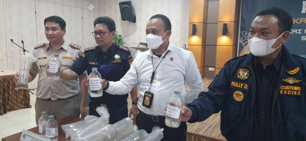 Bea Cukai Palembang Gagalkan Penyelundupan 183.700 Benih Lobster