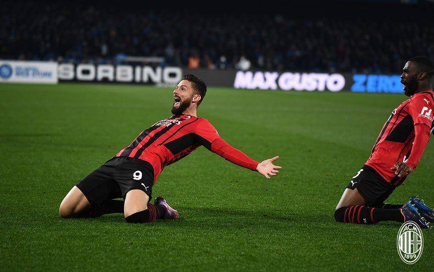 Olivier Giroud melakukan selebrasi gol (acmilan.com)