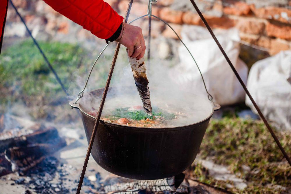5 Makanan Tradisional Rusia yang Menggugah Selera, Lezat!