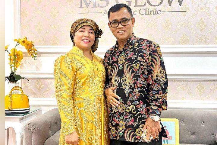 potret H. Faisal dan istri (instagram.com/dewizuhriati)