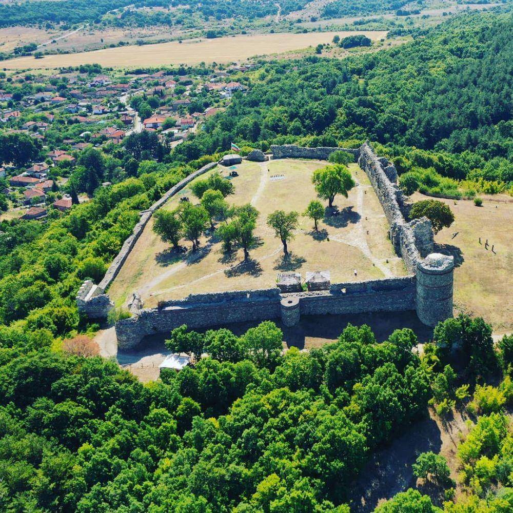 Mezek Fortress (instagram.com/radoslav_parvanov_photography)