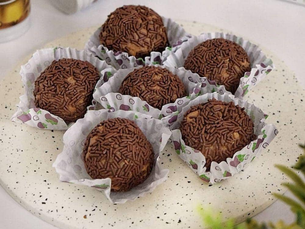 choco ball (instagram.com/lisa_cha2)