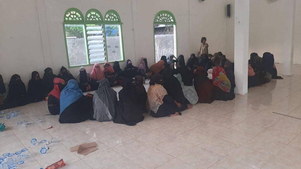 Ratusan imigran Rohingya terdampar di Bireuen. (Dokumentasi Panglima Laot Kabupaten Bireuen untuk IDN Times)