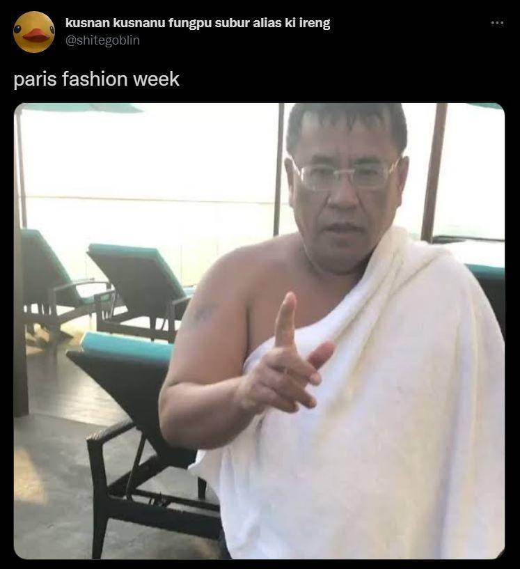 potret pelesetan Paris Fashion Week (twitter.com/shitegoblin)