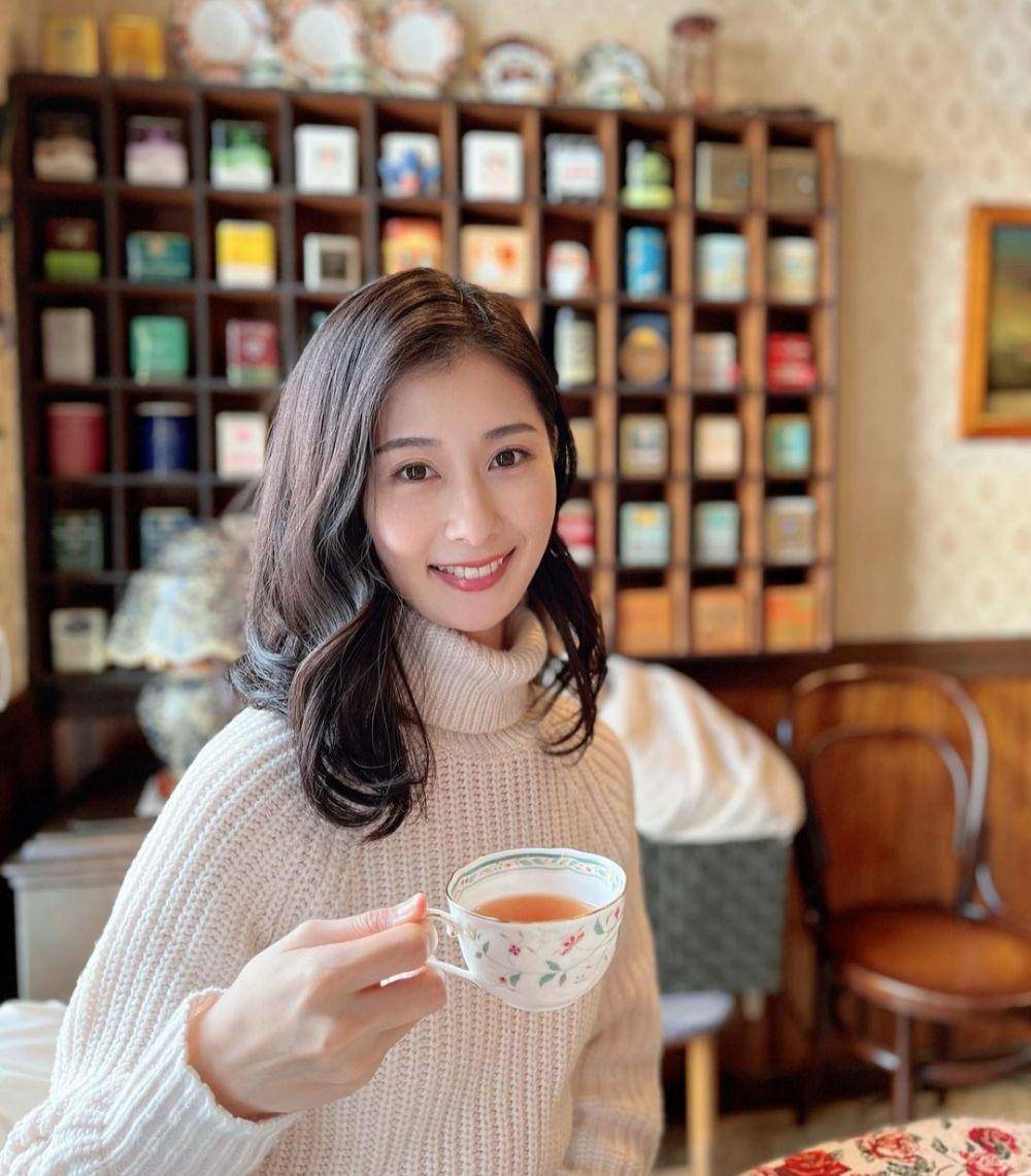 Konatsu Yoshida (instagram.com/k________________on)