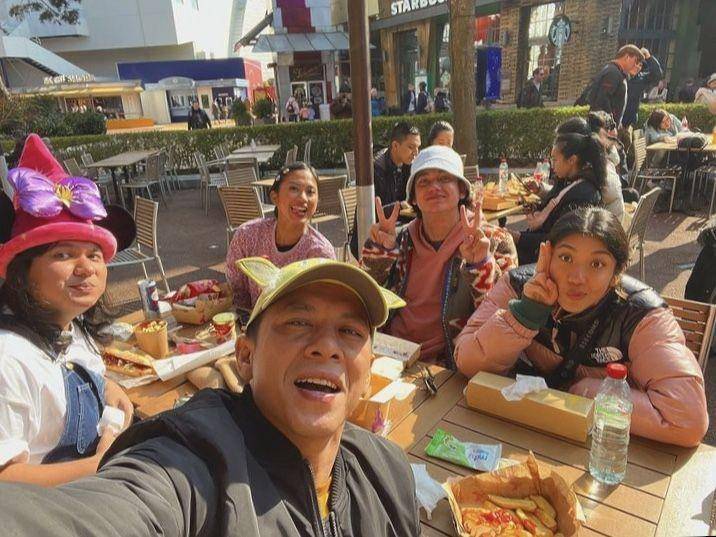 Keanu Agl, Ariel Noah, dan para seleb Indonesia di Paris (Instagram.com/arielnoah)