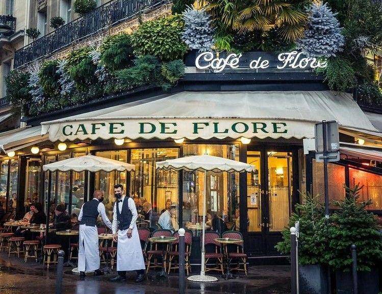 Cafe de Flore (instagram.com/petch77)
