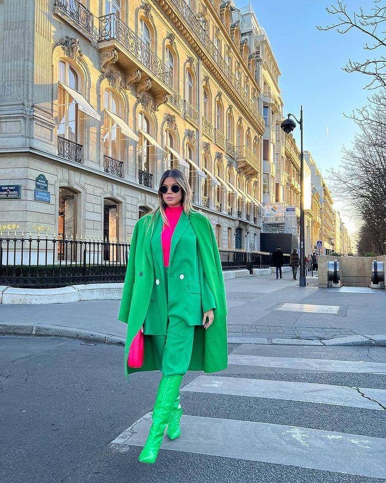 Avenue Montaigne (instagram.com/robertaafreire)