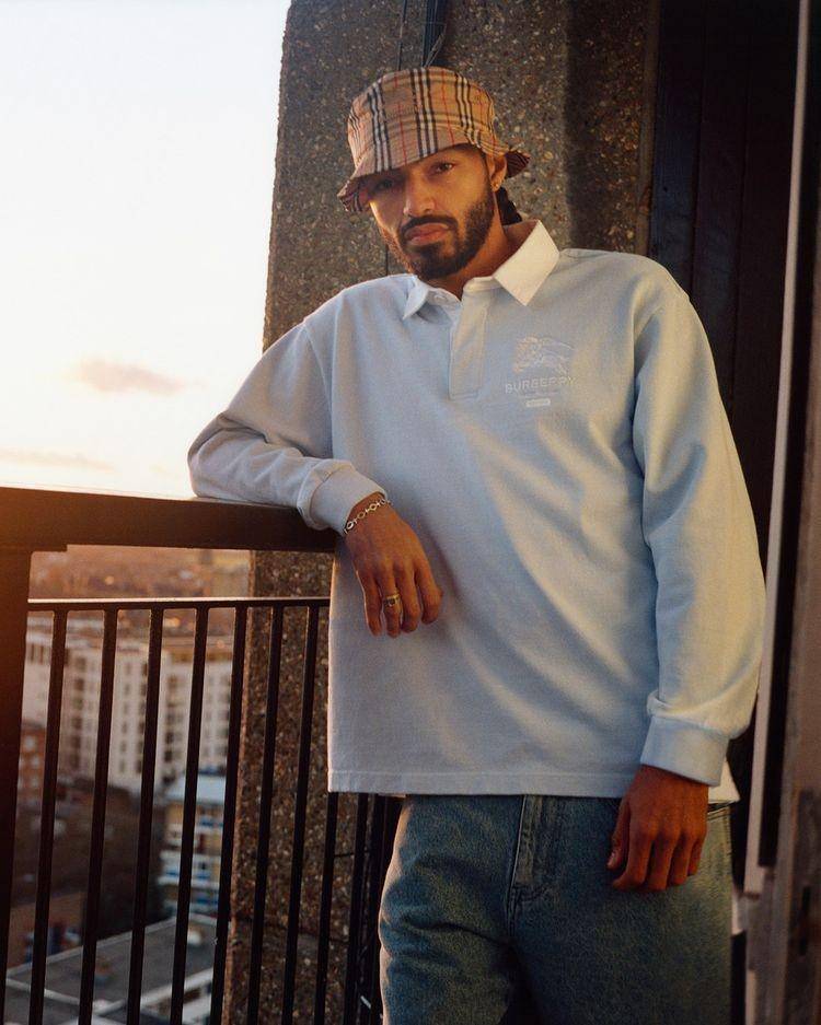 Supreme x Burberry Spring 2022 (instagram.com/supremenewyork)